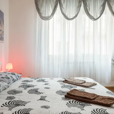 Cozy In The Mainland Of Venice